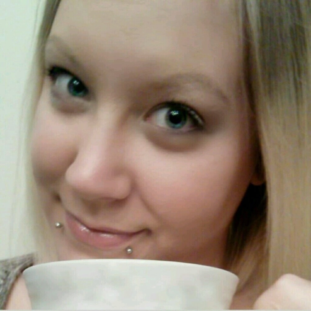 Meet your Posher, Stephanie